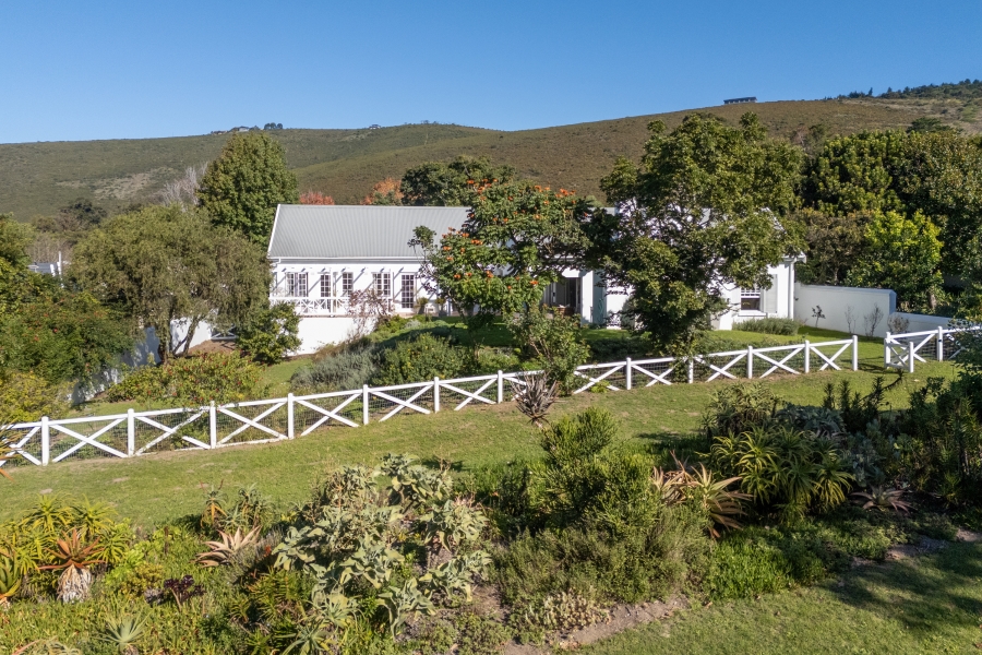 4 Bedroom Property for Sale in Belvidere Estate Western Cape